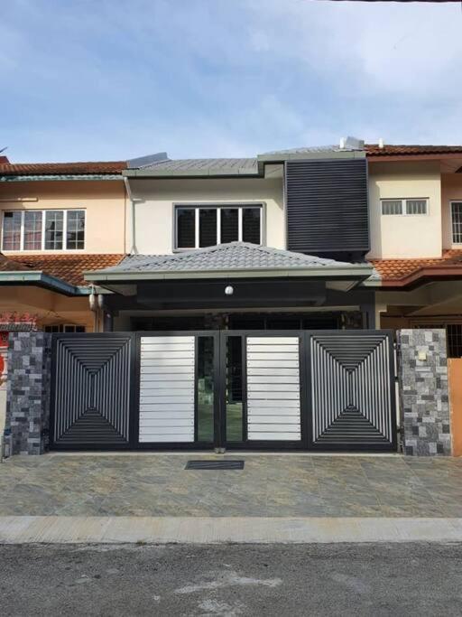 Pka Residence At Taman Bentong Makmur Luaran gambar